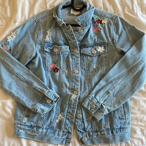 Flower embroidered jean jacket